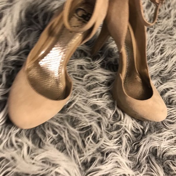 Nude heels - Picture 4 of 4